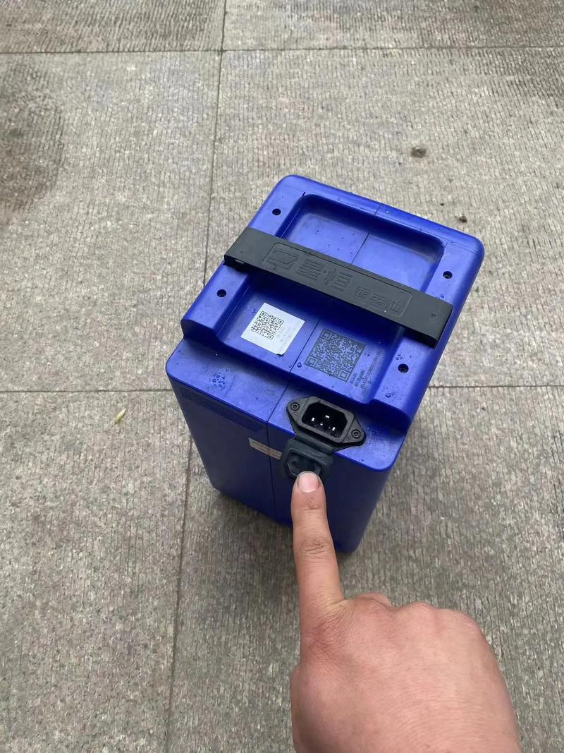 电动车锂电池用久了跑不远,怎么修复电池