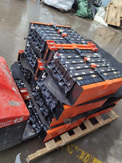 锂电池饿死充不进电一招教你激活