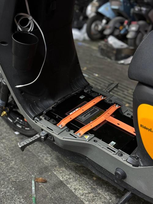 电动车锂电池48v多少钱(48v锂电池回收多少钱)